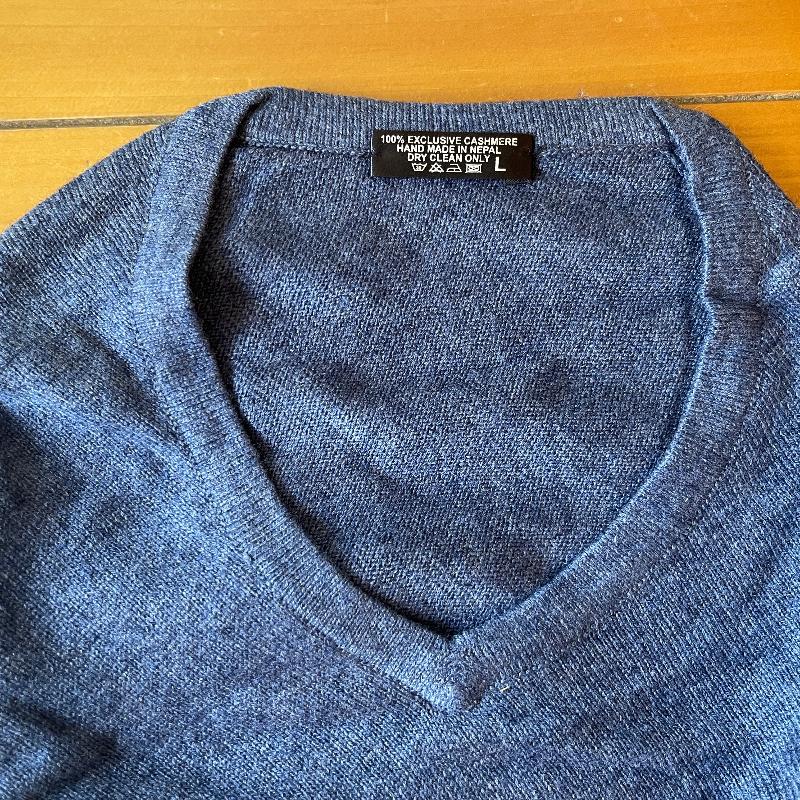 100% Cashmere Poncho